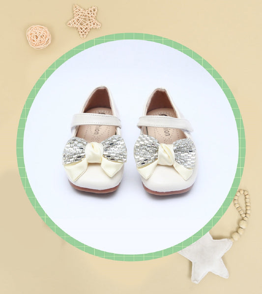 Ms. Pretty - Bow Pumps