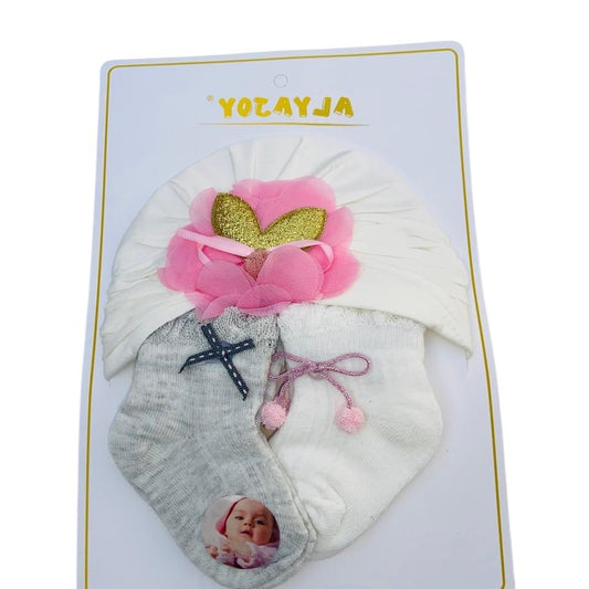White Turban Cap With Socks